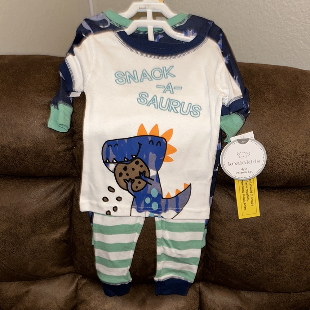 7 complete pajama sets - Picture 7 of 8